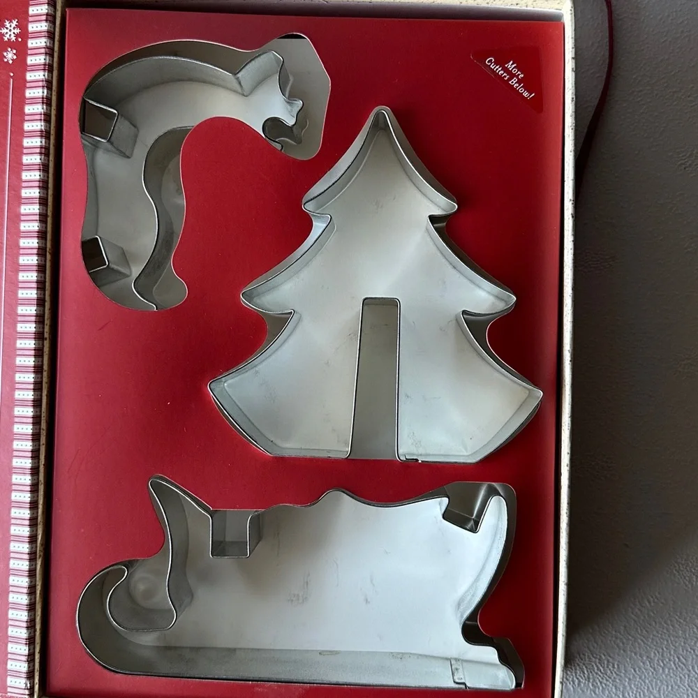 Williams-Sonoma 3-D Holiday Storybook Cookie Cutters
